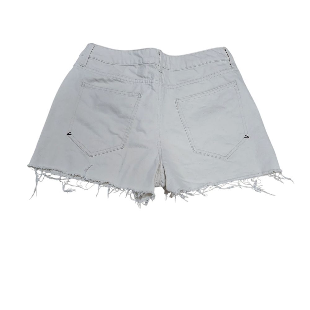 Basin + Range Women’s Cream High Rise Distressed Denim Shorts Size 29 - Picture 3 of 10